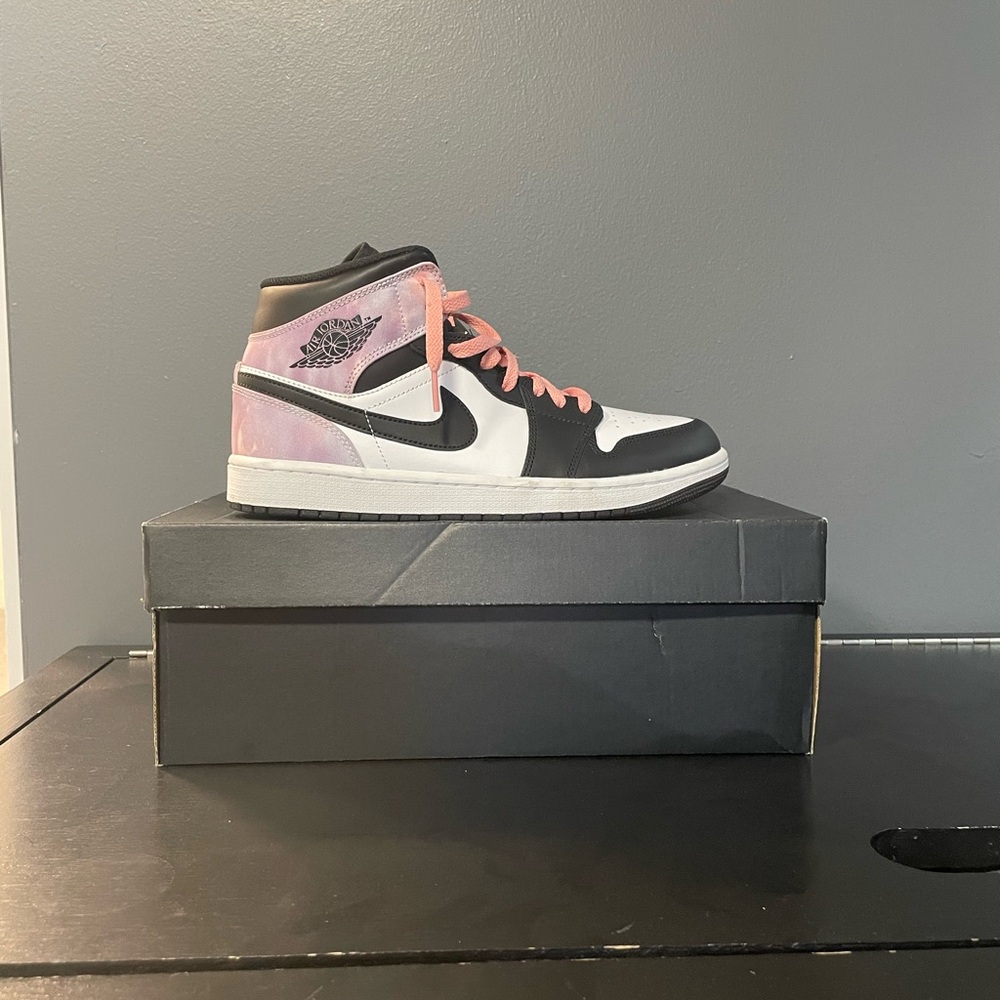 BRAND NEW Air Jordan 1 Mid SE Zen Master Men's Shoes 9.5